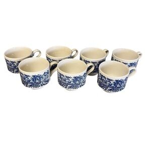 Vintage - Churchill England Tea / Coffee Cups. - Currier Ives (7 pieces)